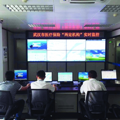 德清最新药店3000元能套现多少方法分析(最方便真实的德清急用钱如何提取医保卡里的钱方法)